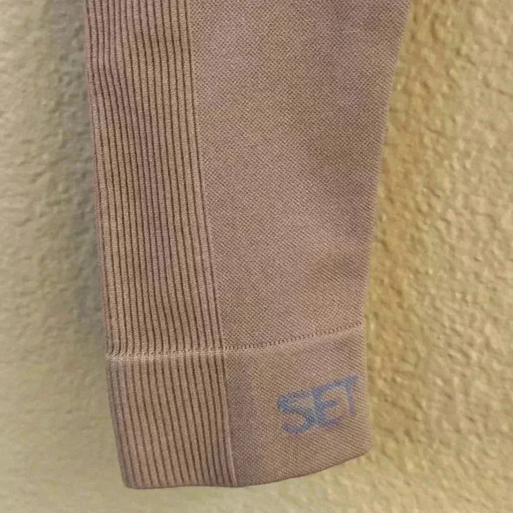 Set Active X Revolve “Sculptflex” Leggings In Cider Size Medium New Without Tags - Picture 6 of 7